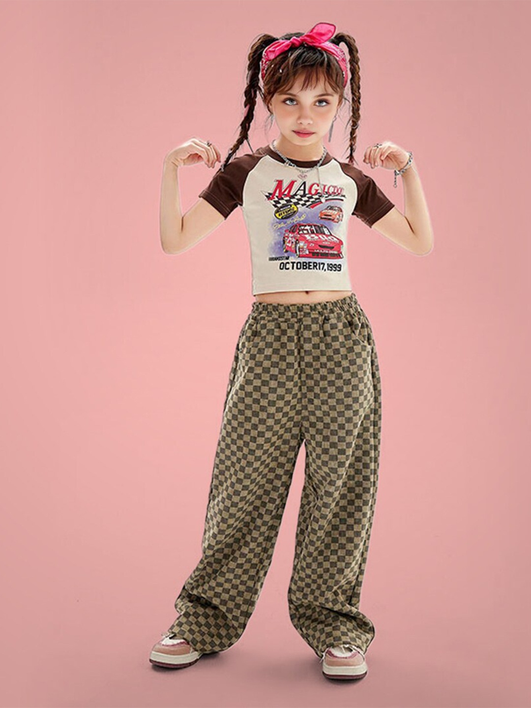 

INCLUD Girls Printed T-shirt with Trousers, Off white