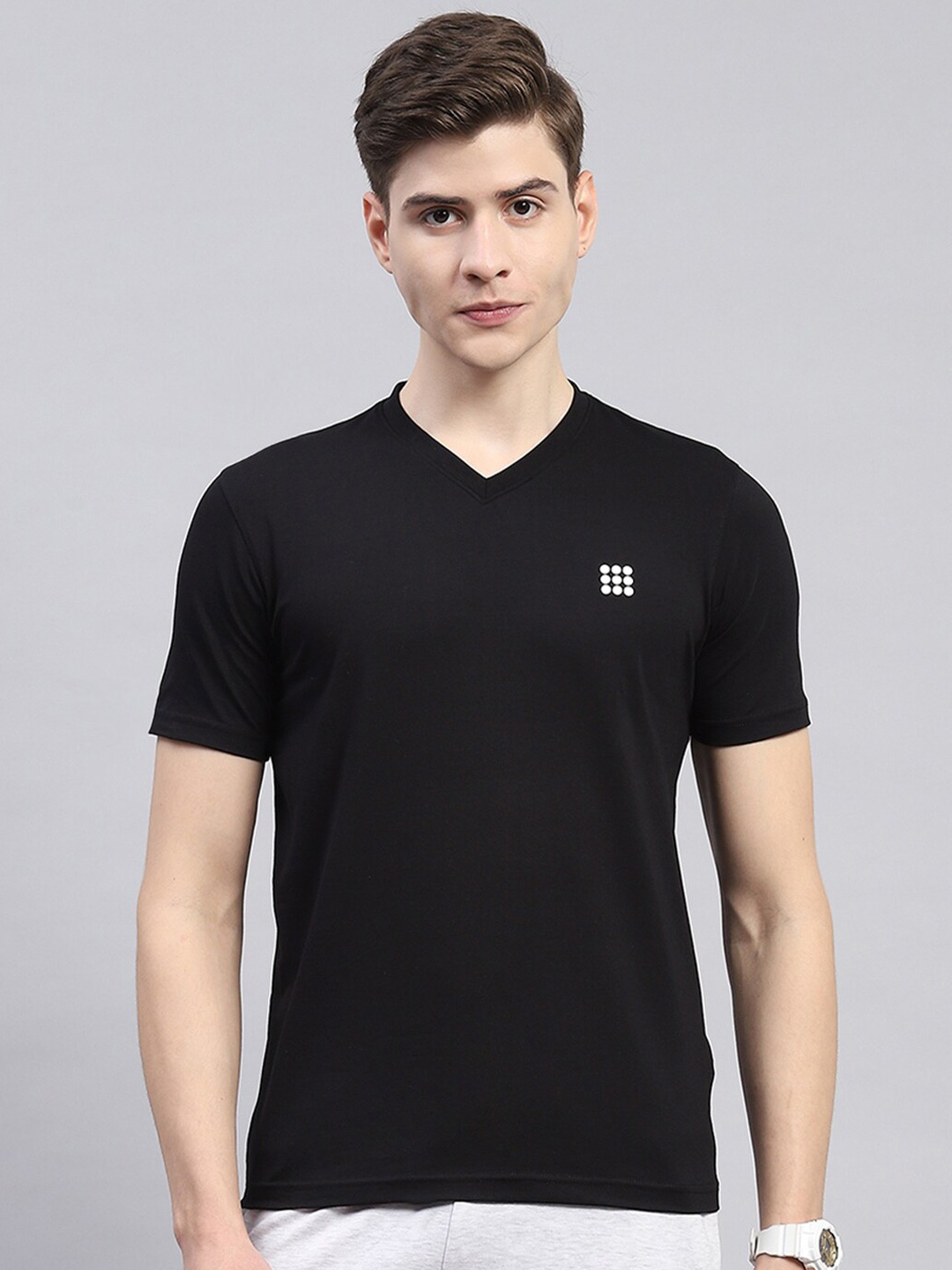 

rock.it V-Neck Slim Fit T-shirt, Black