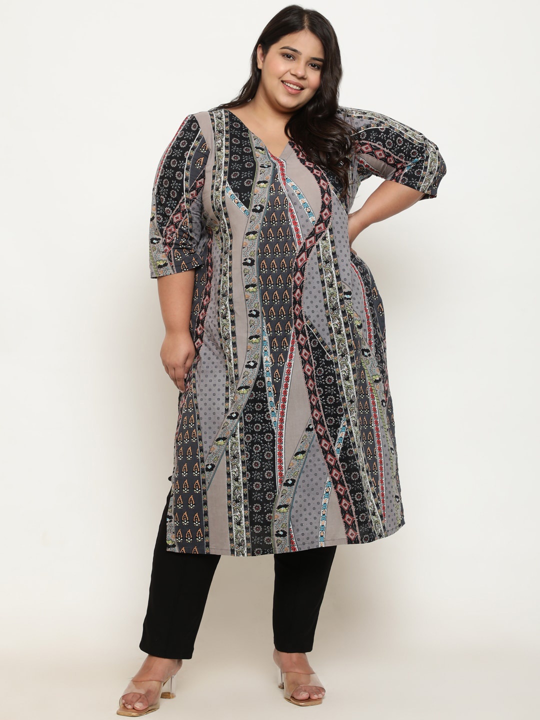 

Amydus Plus Size Ethnic Motifs Printed V-Neck Cotton Straight Kurta, Grey