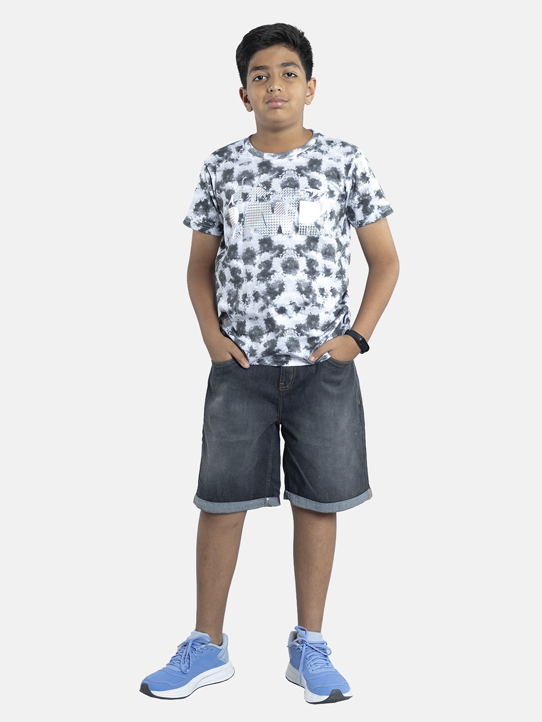 

KiddoPanti Boys Tie & Dyed T-shirt with Shorts, Black