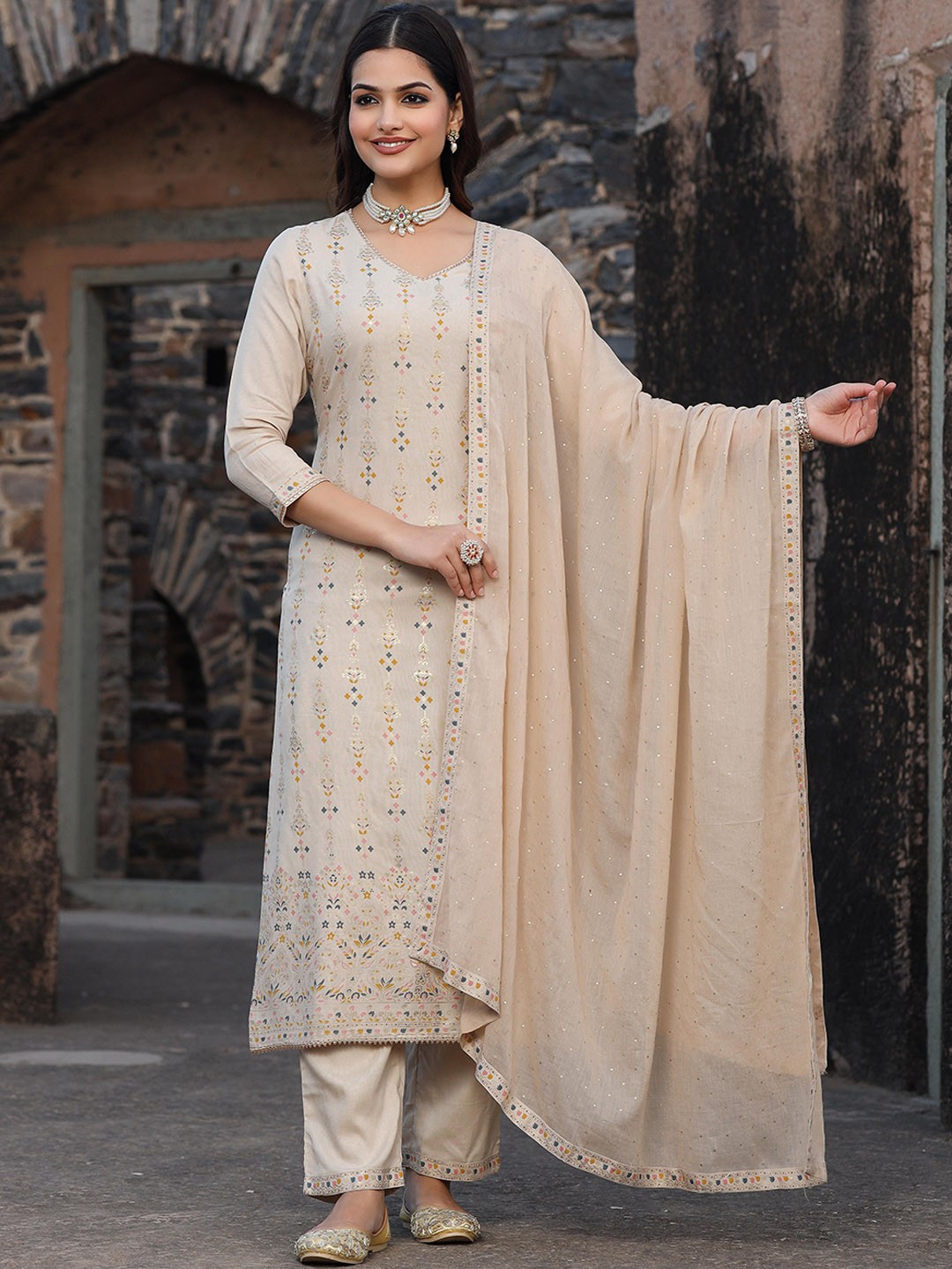 

AMIRAS INDIAN ETHNIC WEAR Ethnic Motifs Printed Kurta with Trousers & Dupatta, Beige