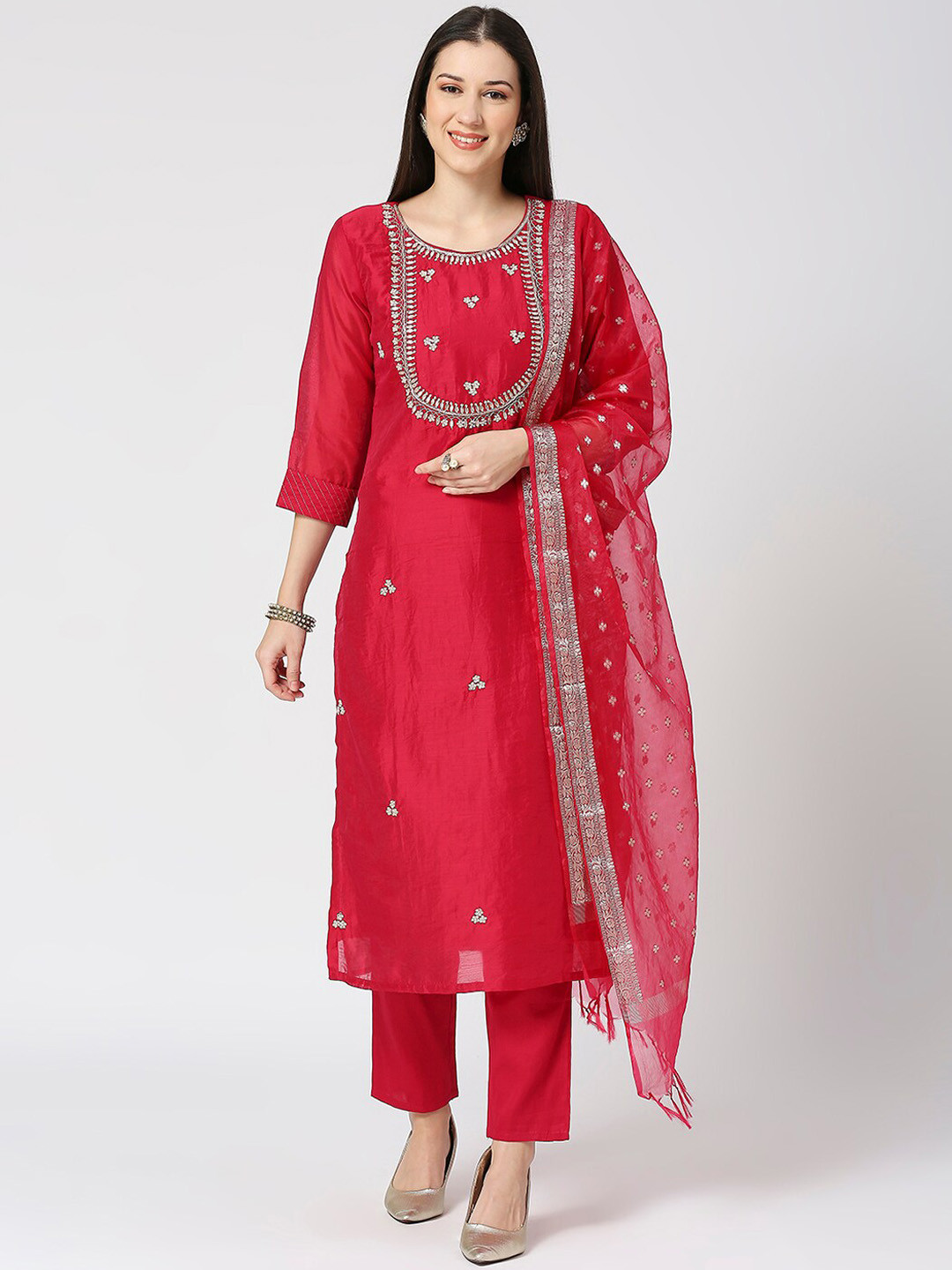 

GULABBO Floral Embroidered Regular Raw Silk Kurta With Trousers & Dupatta, Red