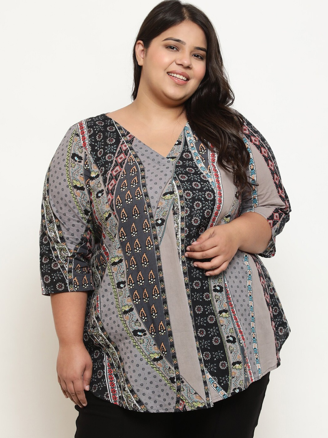 

Amydus Plus Size Ethnic Motifs Printed V-Neck Cotton Top, Grey