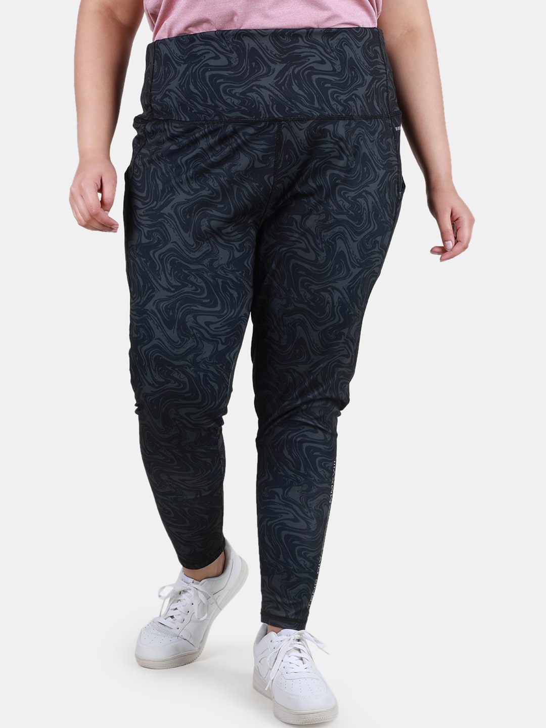 

Sztori Women Plus Size Printed Slim-Fit Ankle-Length Gym Tights, Black