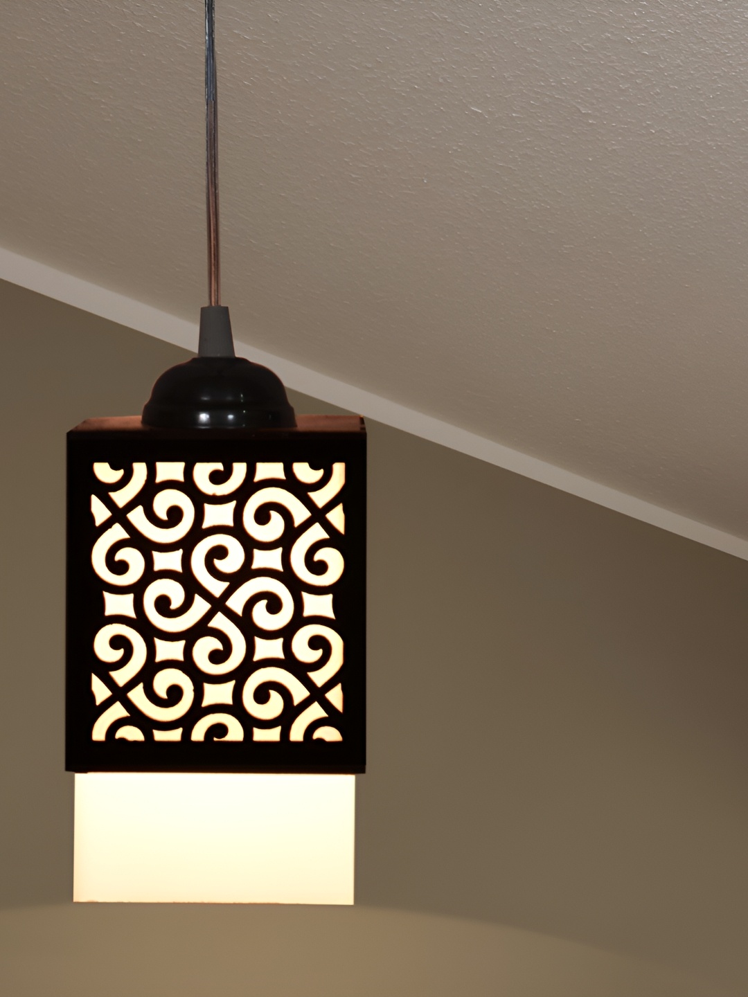 

Afast Brown Textured Square Wooden Contemporary Ceiling Lamp
