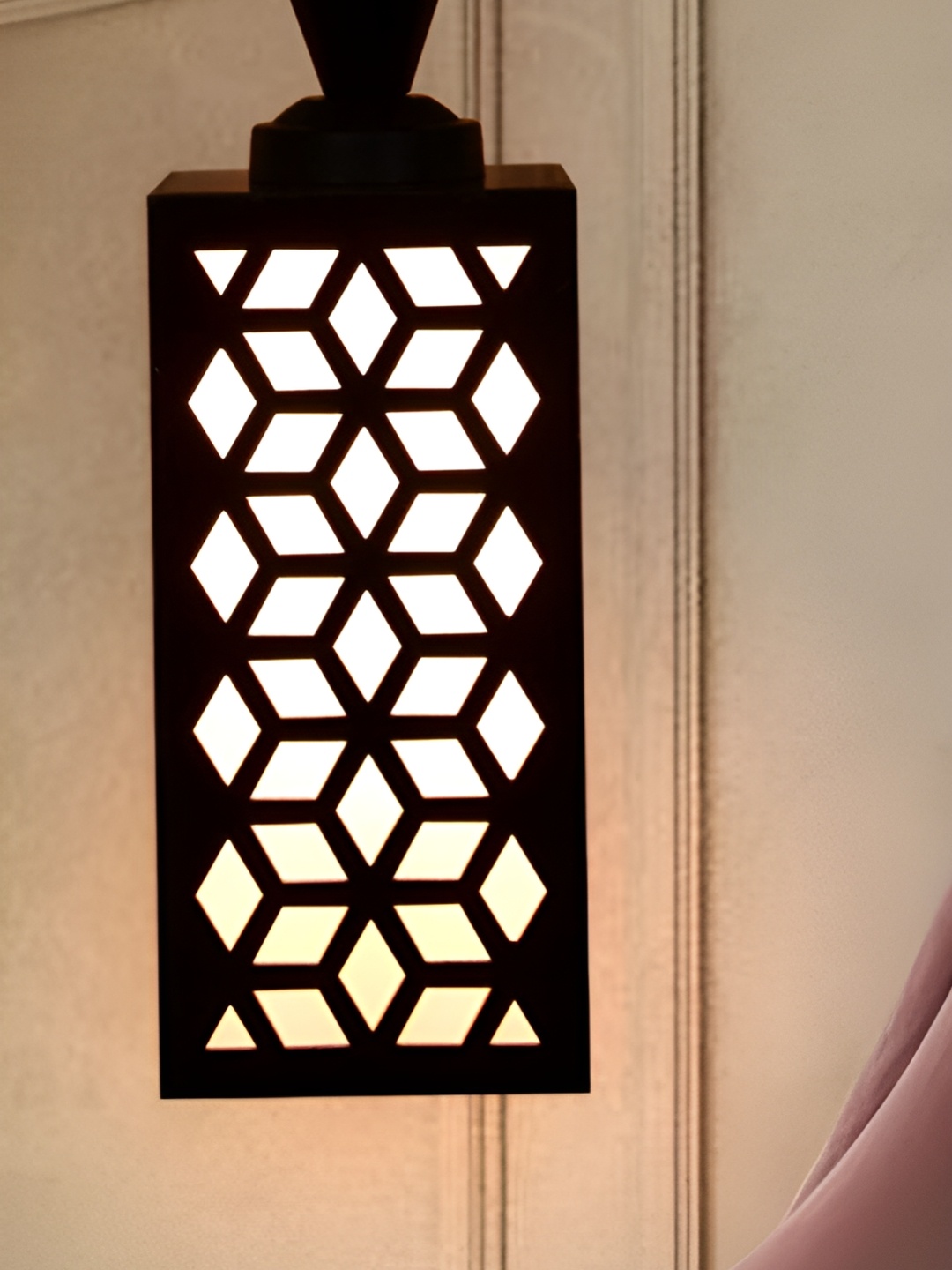 

Afast Brown & White Textured Traditional Wooden Ceiling Lamp