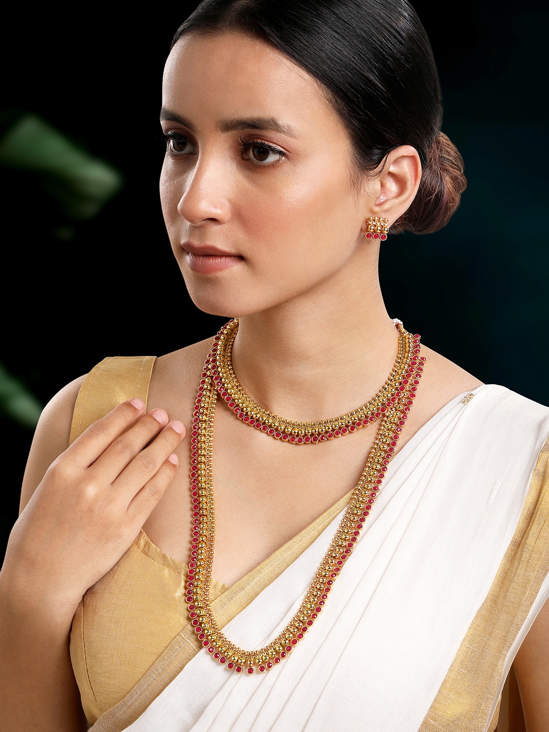 

Peora Gold Plated Stones Studded Jewellery Set