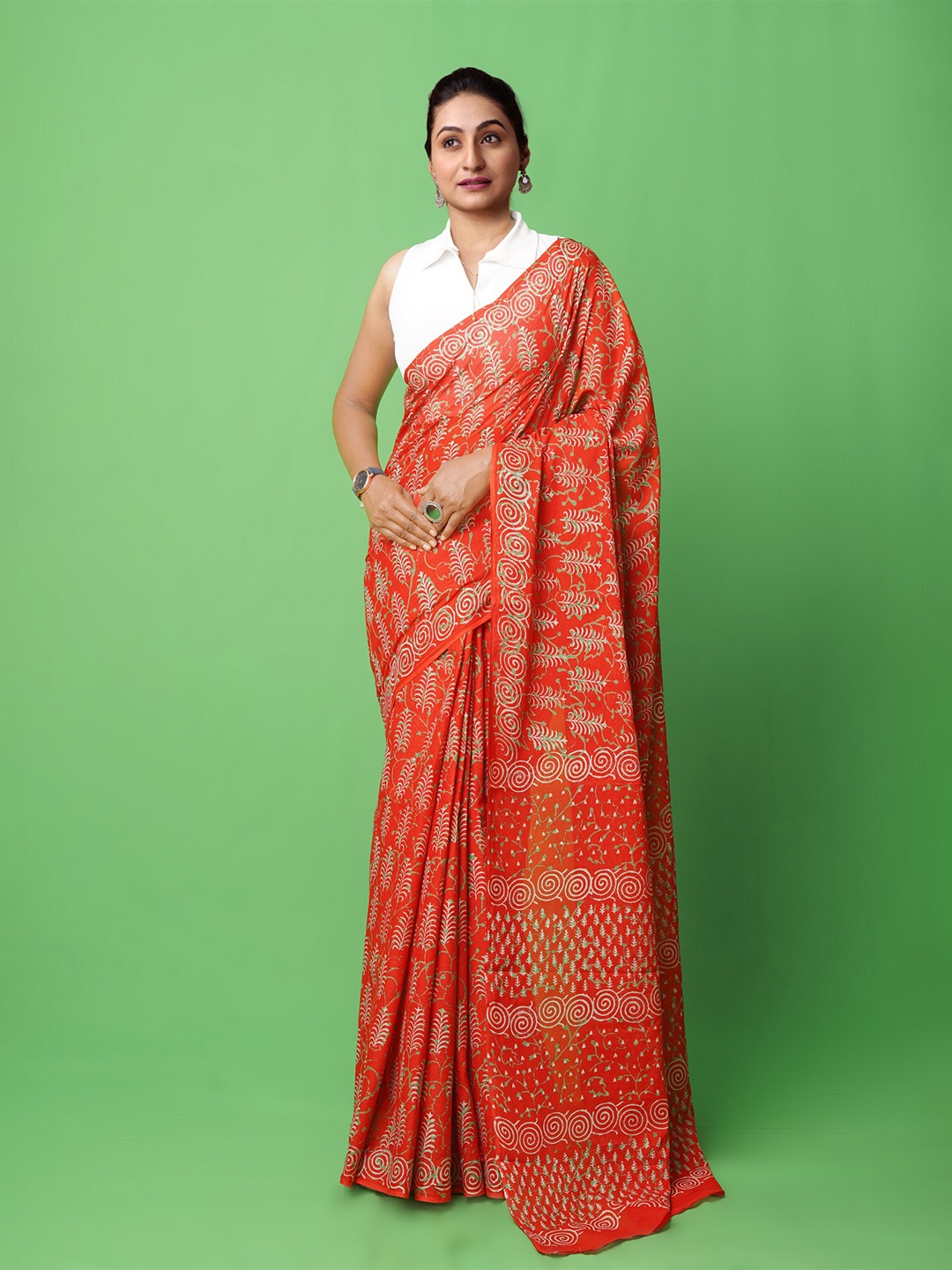 

Unnati Silks Floral Pure Cotton Printed Saree, Red