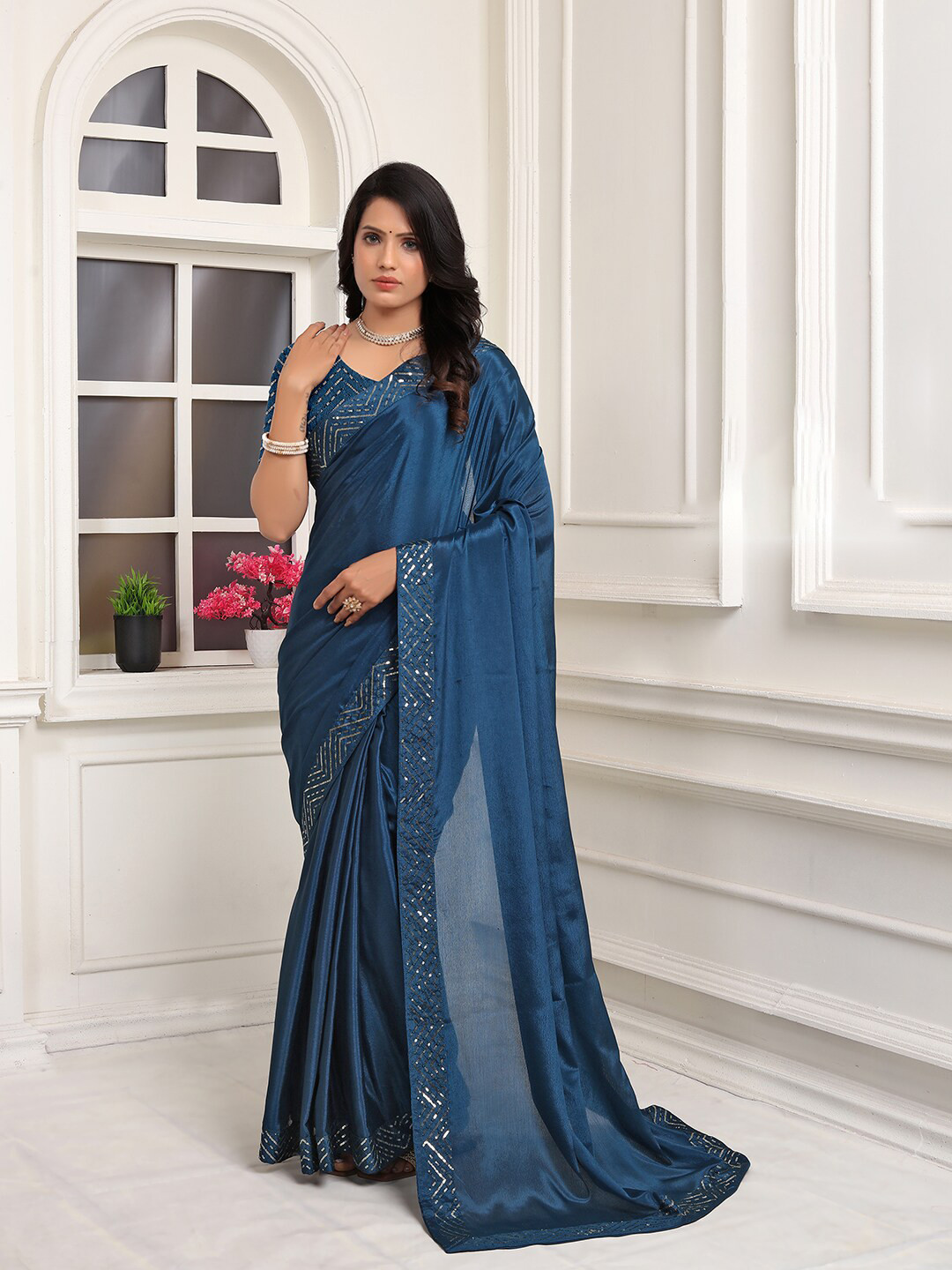 

Pionex Embellished Party Wear Saree, Teal