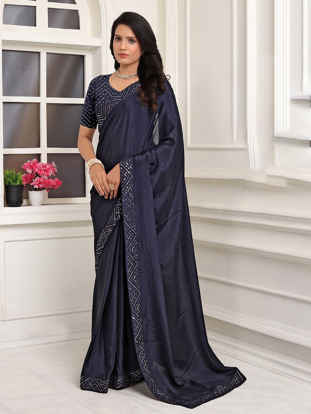 

Pionex Embellished Pure Chiffon Ready to Wear Saree, Navy blue