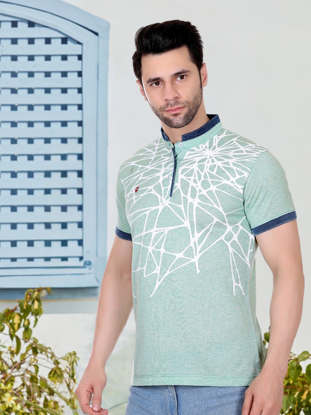 

AXMANN Abstract Printed Mandarin Collar Cotton T-shirt, Green