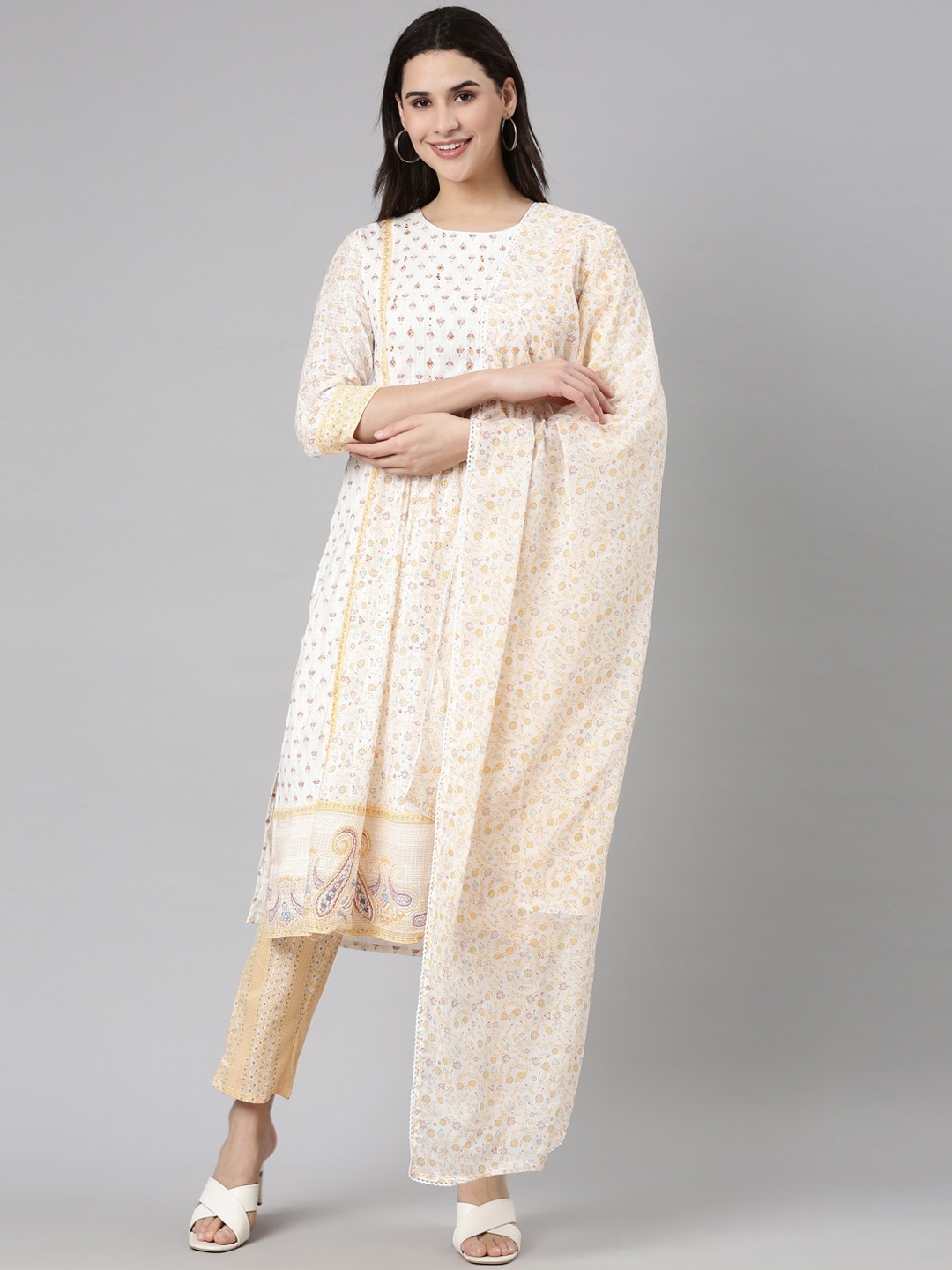 

Neerus Floral Printed Regular Anarkali Kurta With Trousers & Dupatta, White