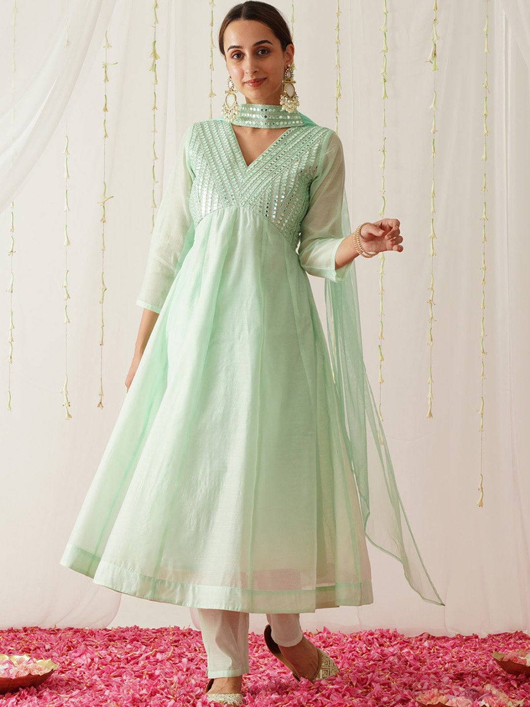 

Rustorange V-Neck Embroidered Regular Chanderi Silk Kurta with Salwar & Dupatta, Green