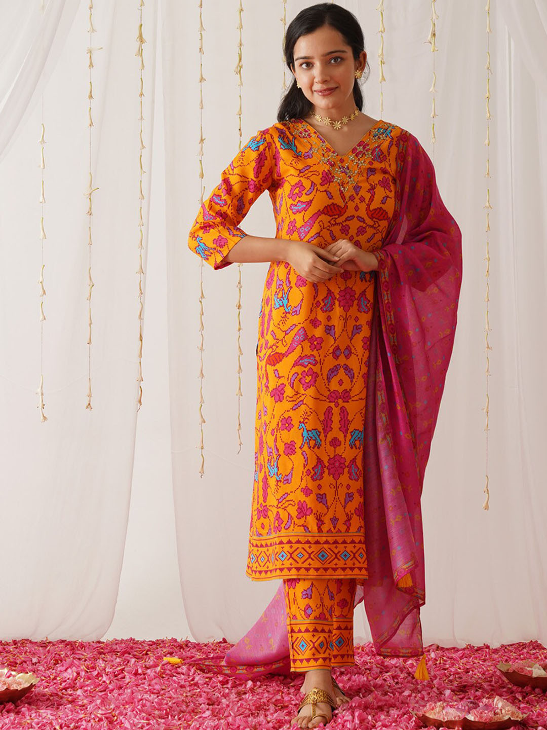 

Rustorange Ethnic Motifs Printed Regular Kurta with Trousers & With Dupatta, Mustard