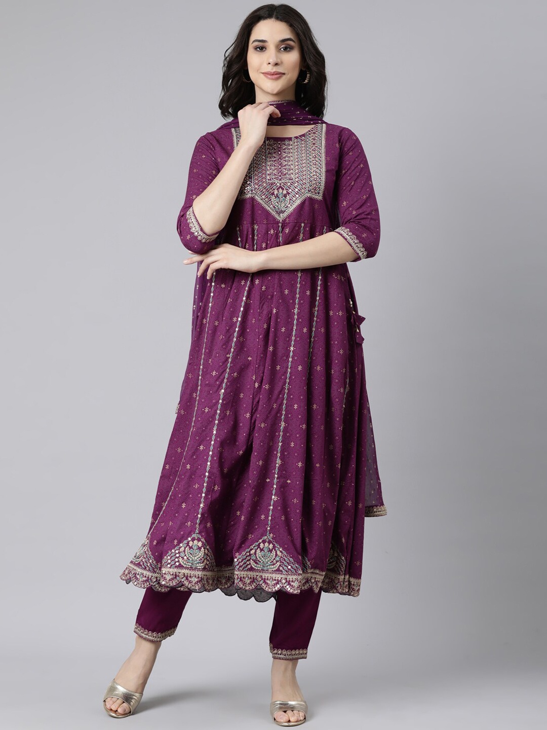 

Neerus Floral Embroidered Regular Thread Work Kurta with Trousers & Dupatta, Purple