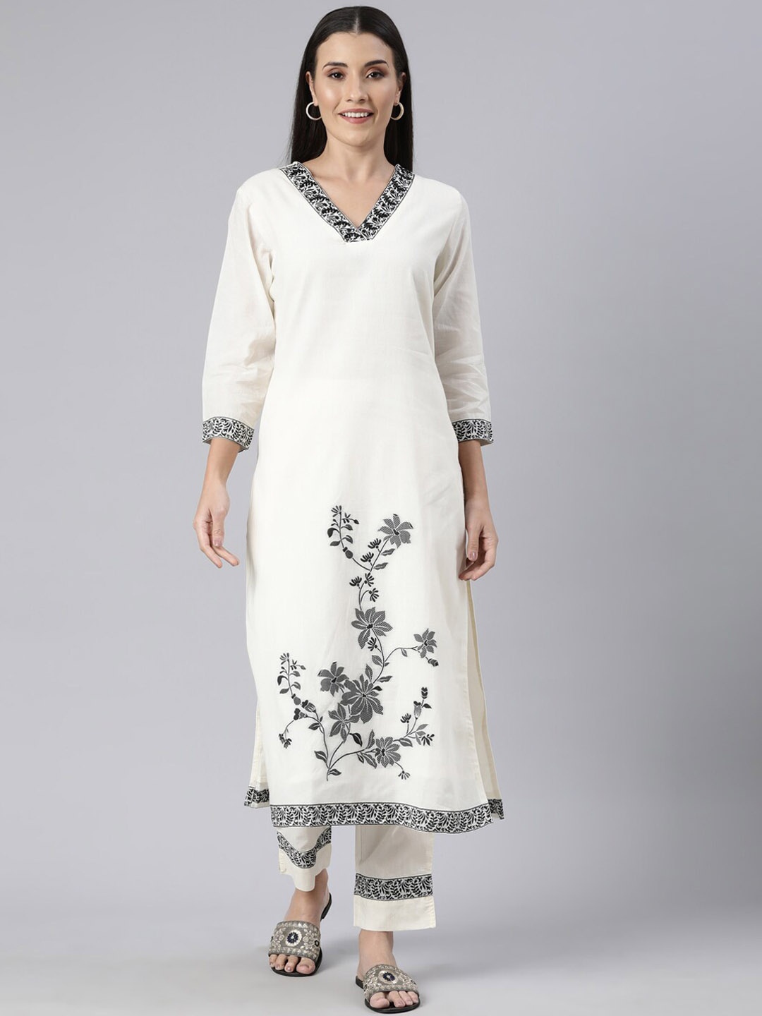 

Neerus Floral Printed Regular Chanderi Cotton Kurta with Trouser, Cream