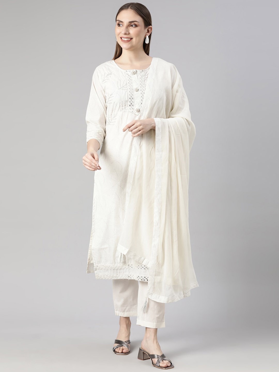 

Neerus Floral Embroidered Regular Sequinned Kurta with Trousers & With Dupatta, Off white