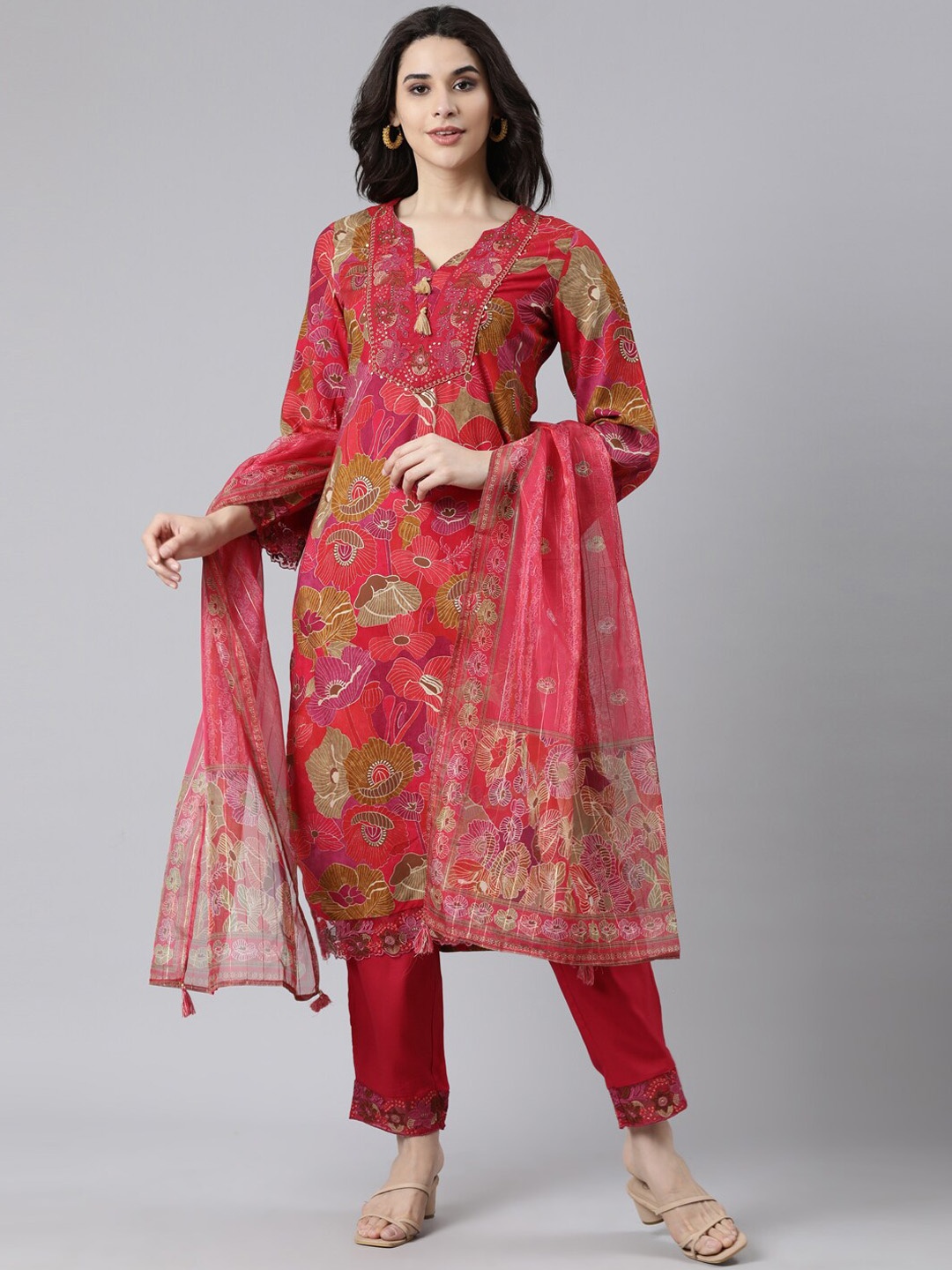 

Neerus Floral Printed Mandarin Collar Thread Work Straight Kurta with Trousers & Dupatta, Pink