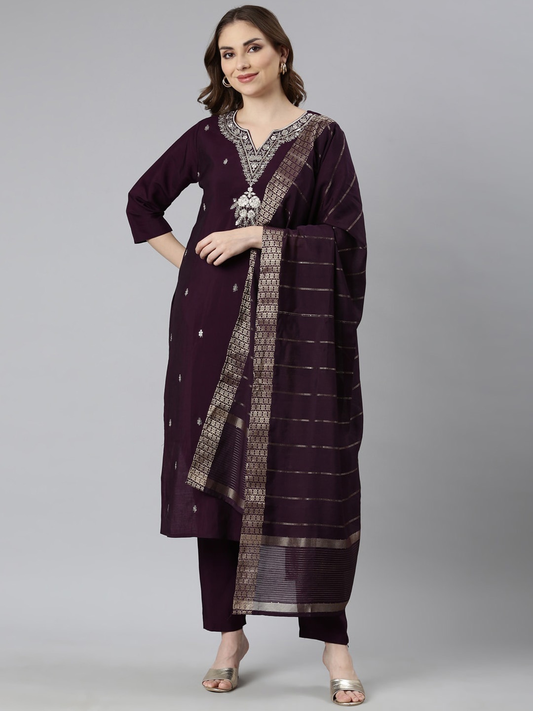 

Neerus Floral Embroidered Notched Neck Straight Kurta with Trousers & With Dupatta, Purple