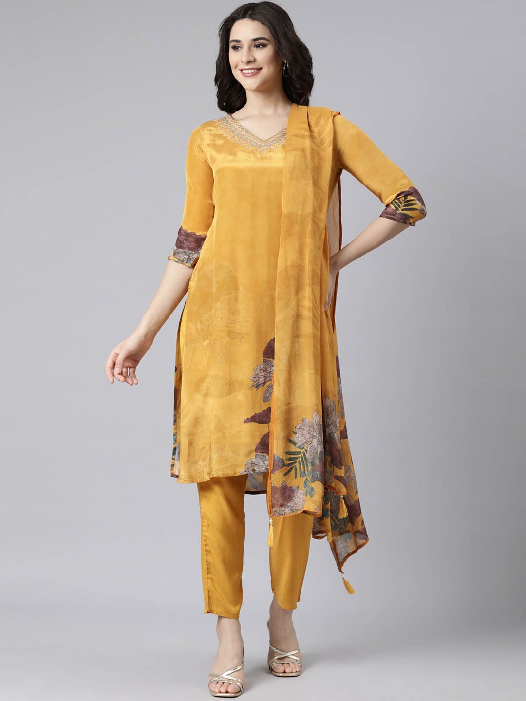 

Neerus Floral Yoke Design V-Neck Thread Work Straight Kurta with Trousers & With Dupatta, Mustard