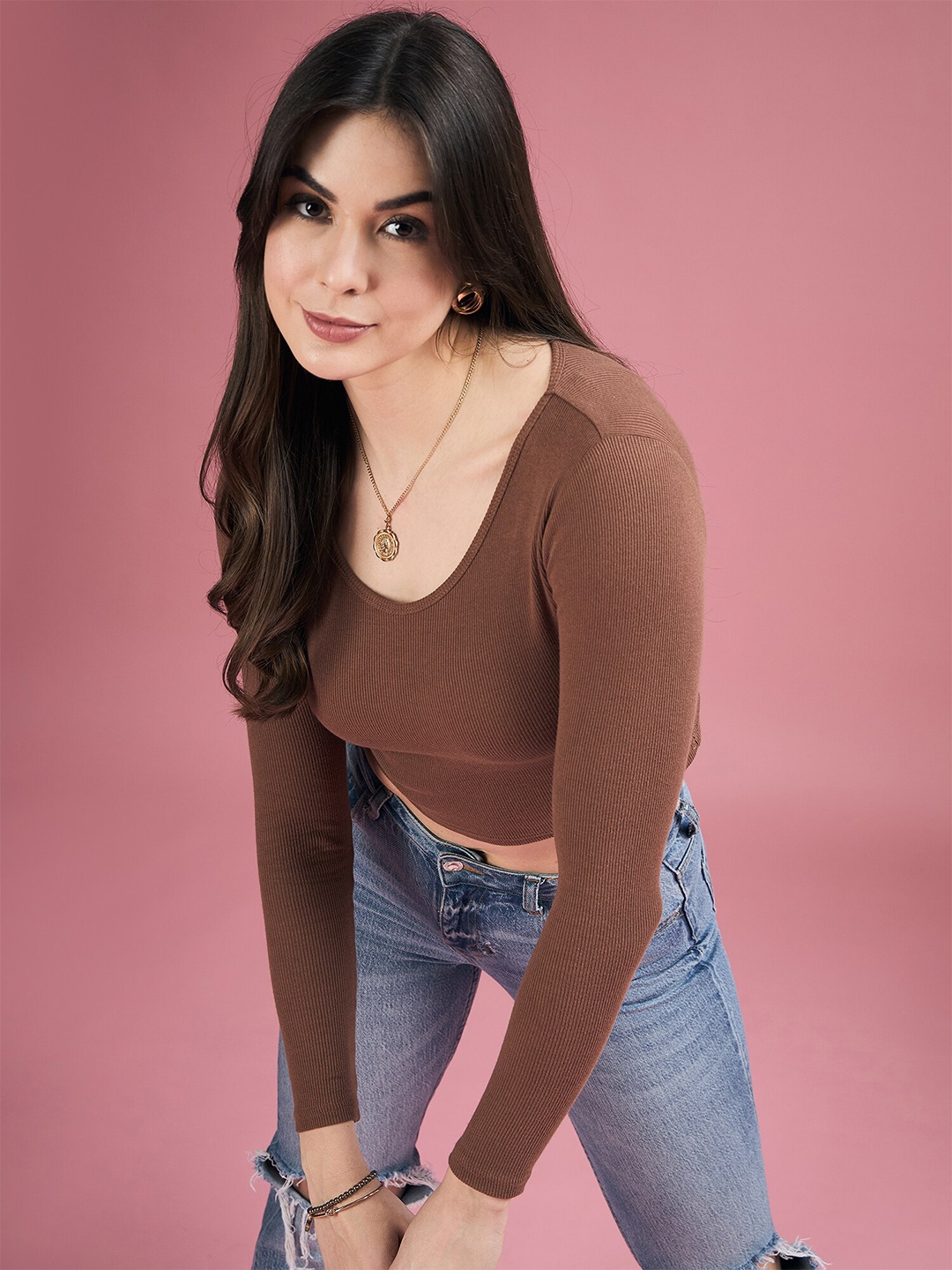 

DressBerry Round Neck Fitted Crop Top, Brown