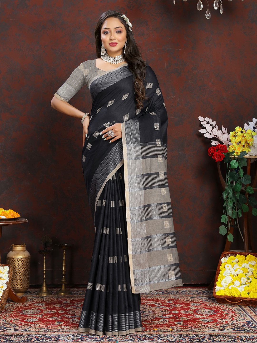 

YAVIRA SILK Geometric Woven Design Zari Silk Cotton Chanderi Saree, Black