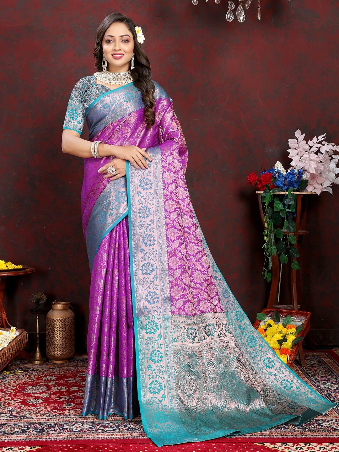 

YAVIRA SILK Ethnic Motifs Woven Design Zari Banarasi Saree, Magenta