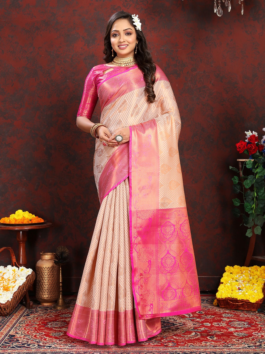 

YAVIRA SILK Ethnic Motifs Woven Design Zari Banarasi Saree, Cream