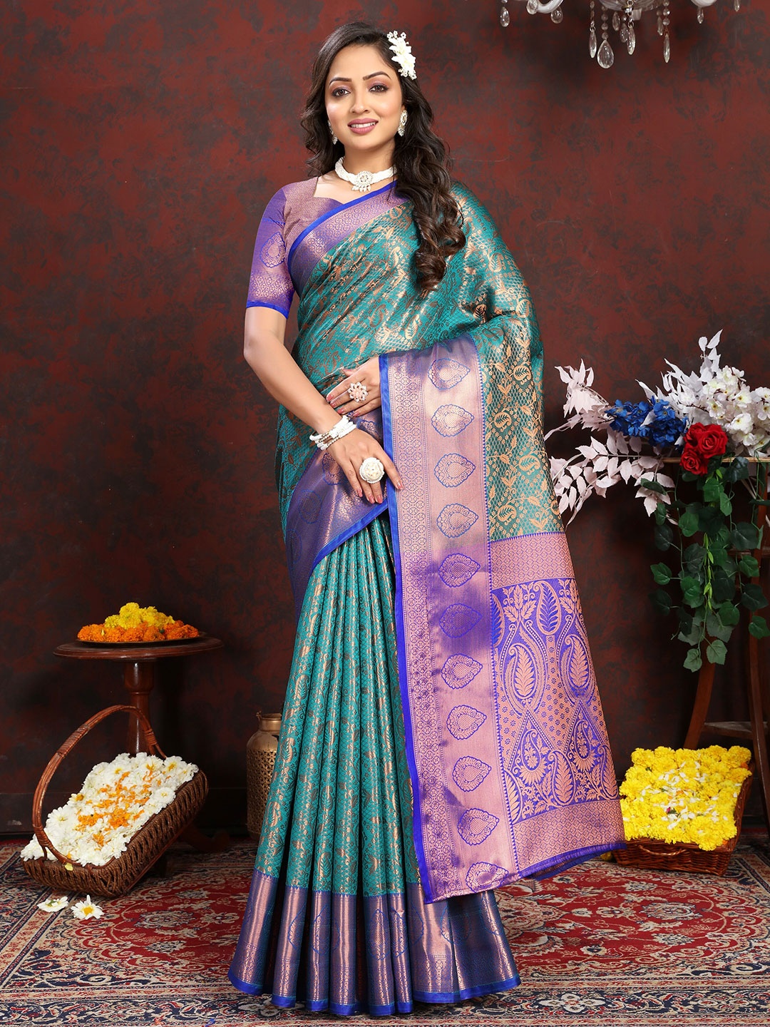 

YAVIRA SILK Ethnic Motifs Woven Design Zari Banarasi Saree, Green