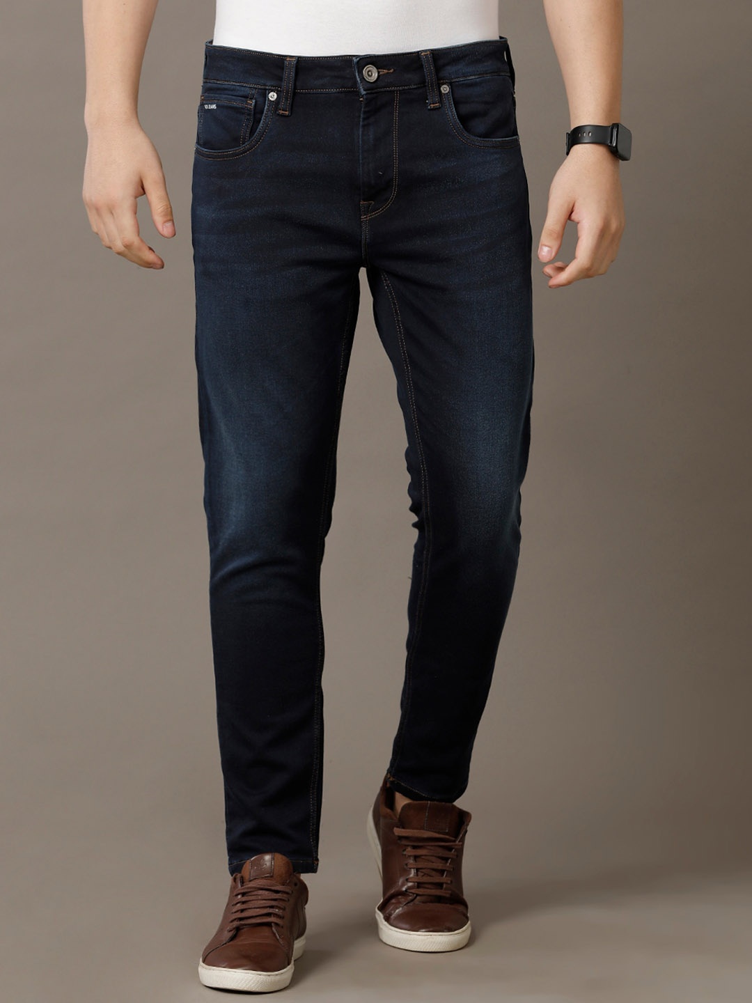 

Voi Jeans Men Comfort Skinny Fit Light Fade Stretchable Jeans, Blue