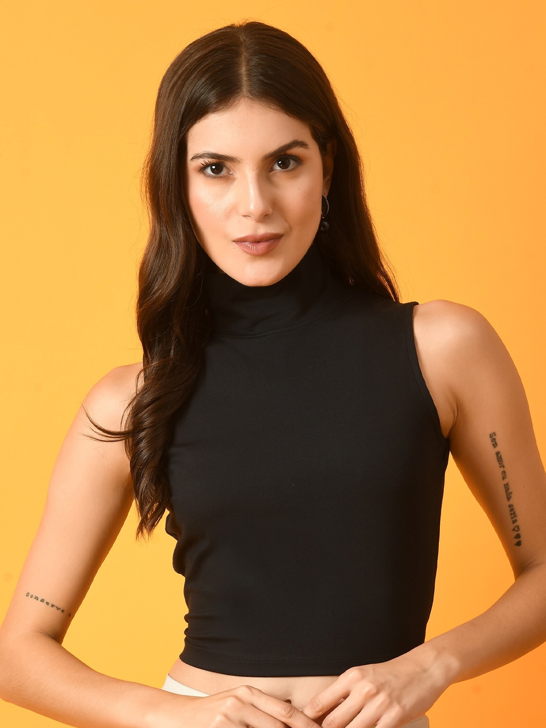 

PANDORNA High Neck Sleeveless Fitted Top, Black