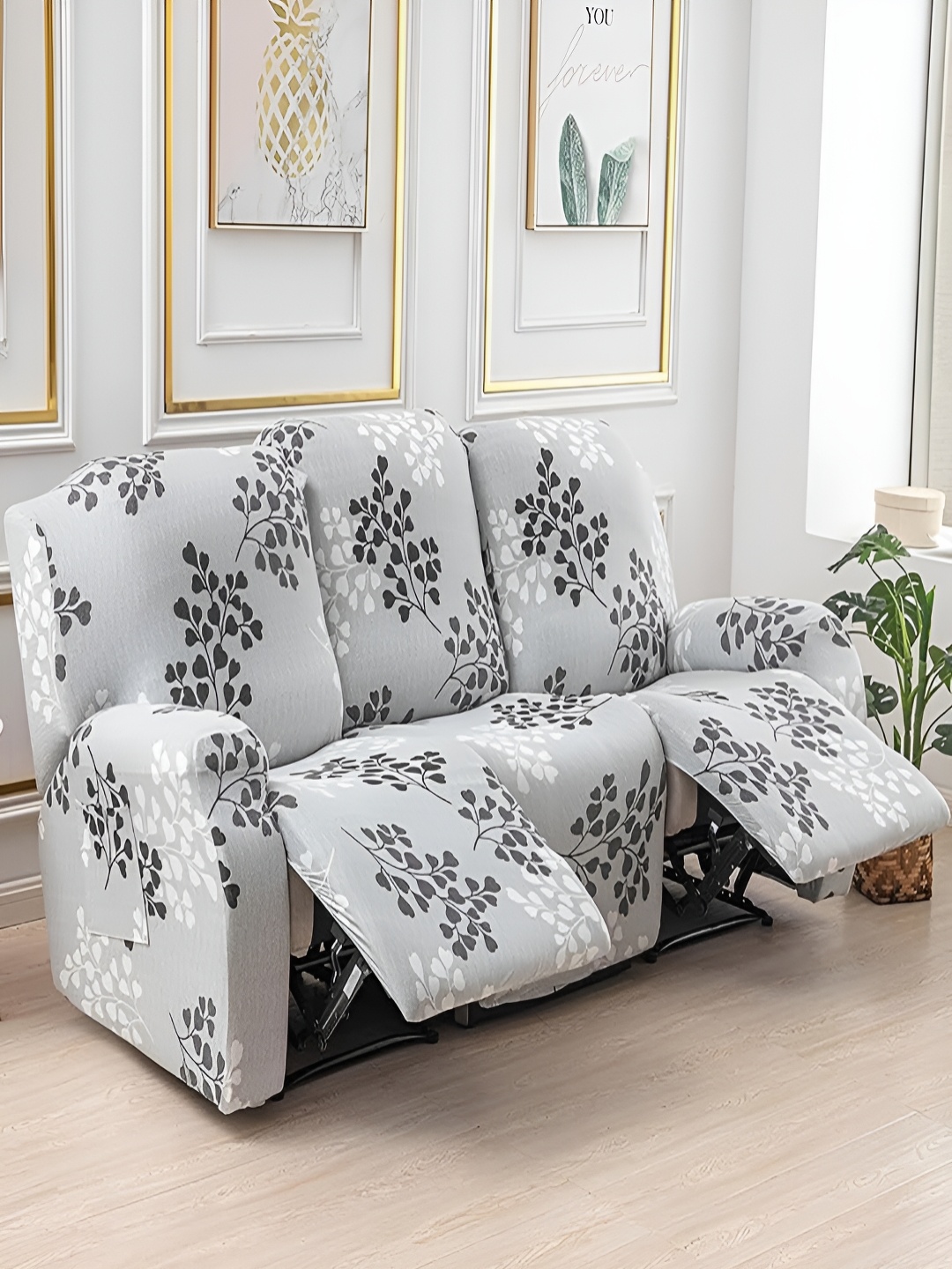 

HOUSE OF QUIRK Recliner Grey & Black 8 Pieces Printed 3 Seater Sofa Cover With Arms