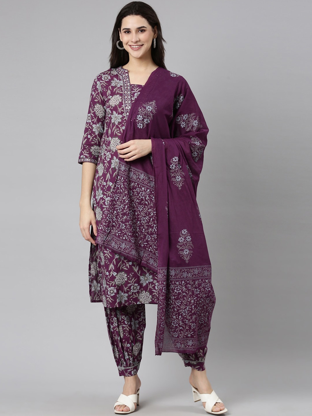 

Neerus Floral Printed Mirror Work Kurta with Salwar & With Dupatta, Burgundy