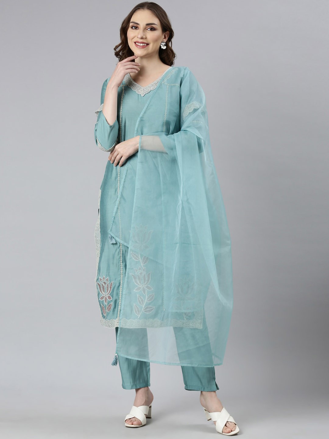 

Neerus Embroidered Panelled Patchwork Kurta & Trousers With Dupatta, Blue