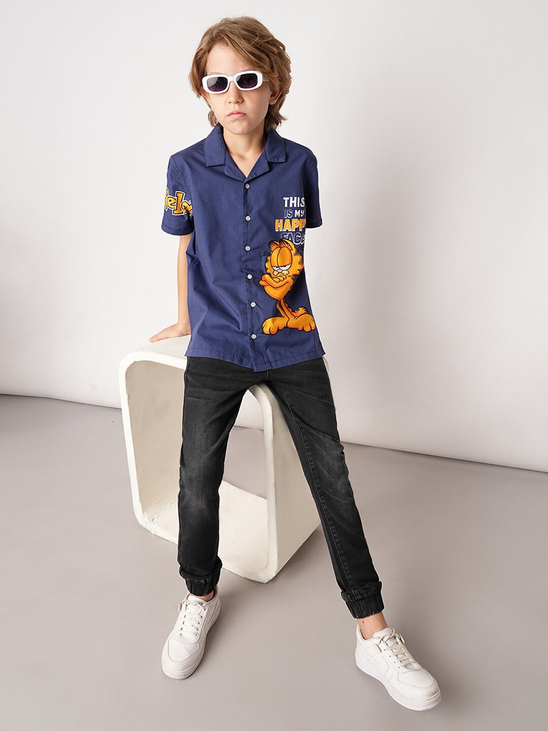 

Jack & Jones Junior Boys Spread Collar Garfield Printed Casual Shirt, Blue