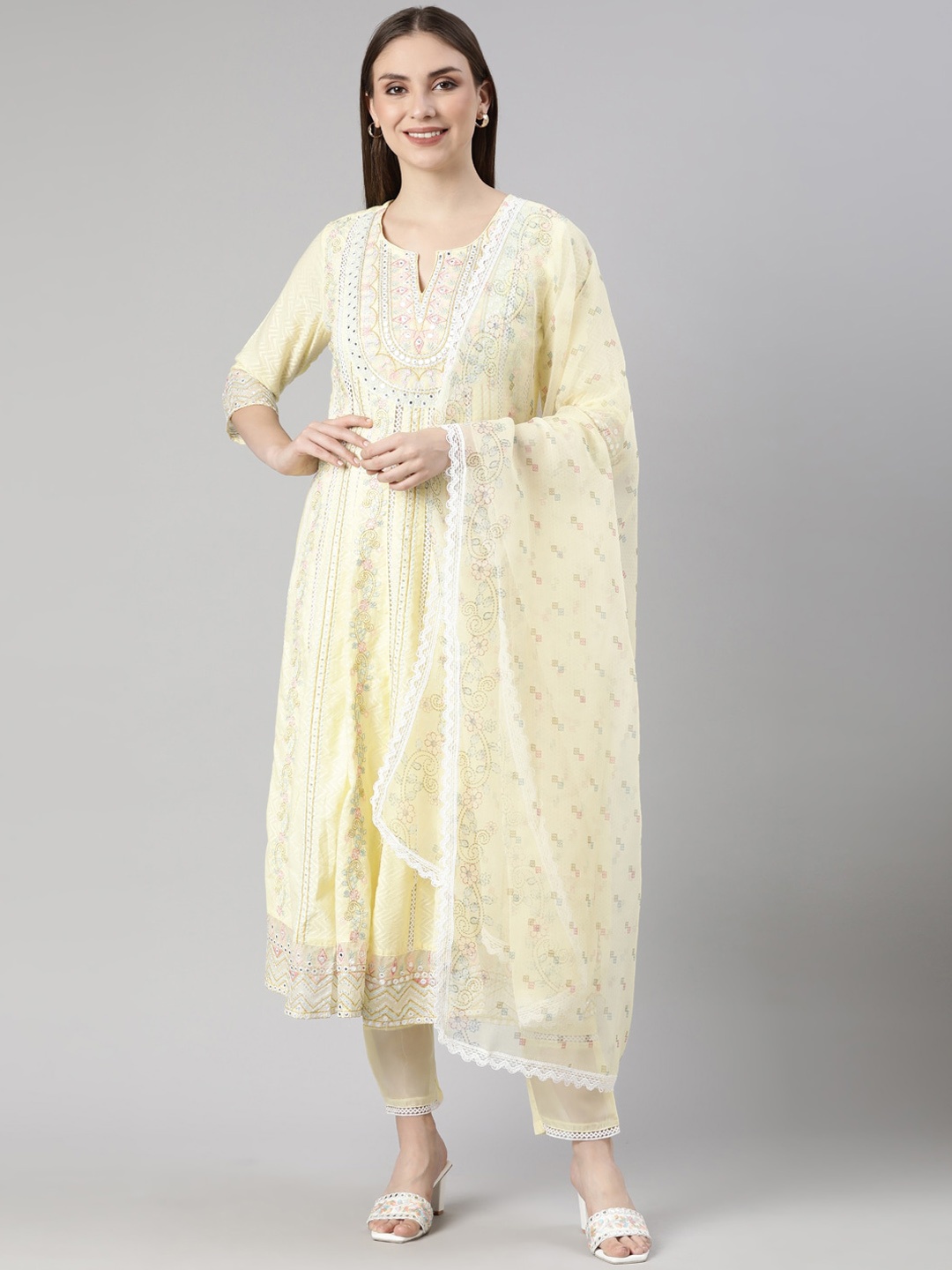 

Neerus Floral Embroidered Kurta with Palazzos & With Dupatta, Yellow
