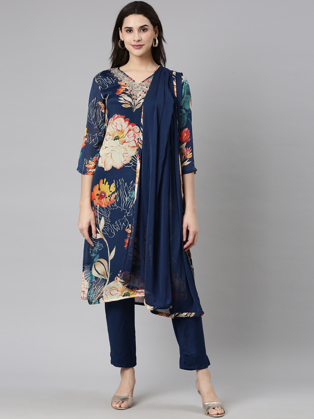 

Neerus Floral Printed Straight Kurta with Trousers & Dupatta, Blue