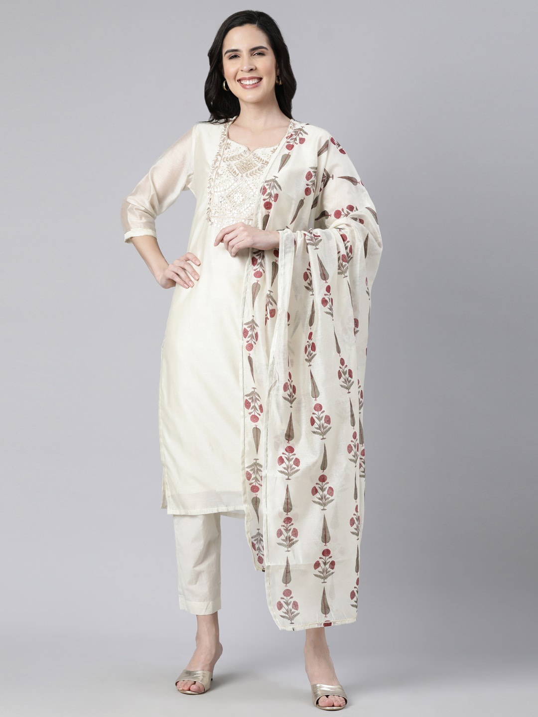 

Neerus Embroidered Regular Chanderi Cotton Kurta With Trousers & Dupatta, Cream