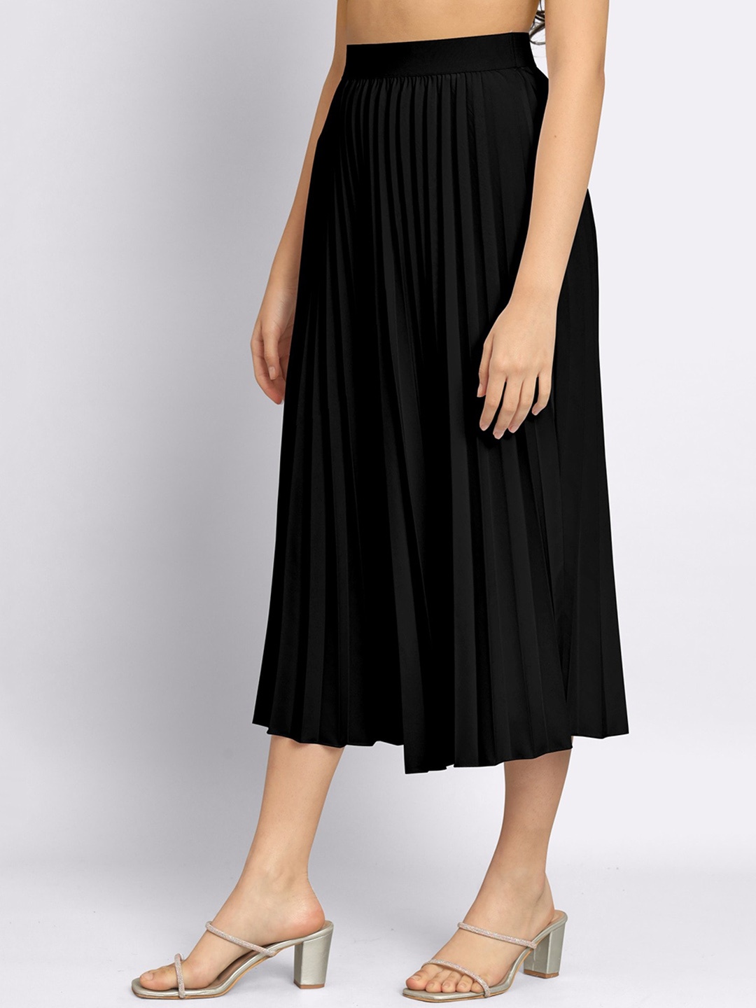 

Femvy Pleated Flared Midi Skirt, Black