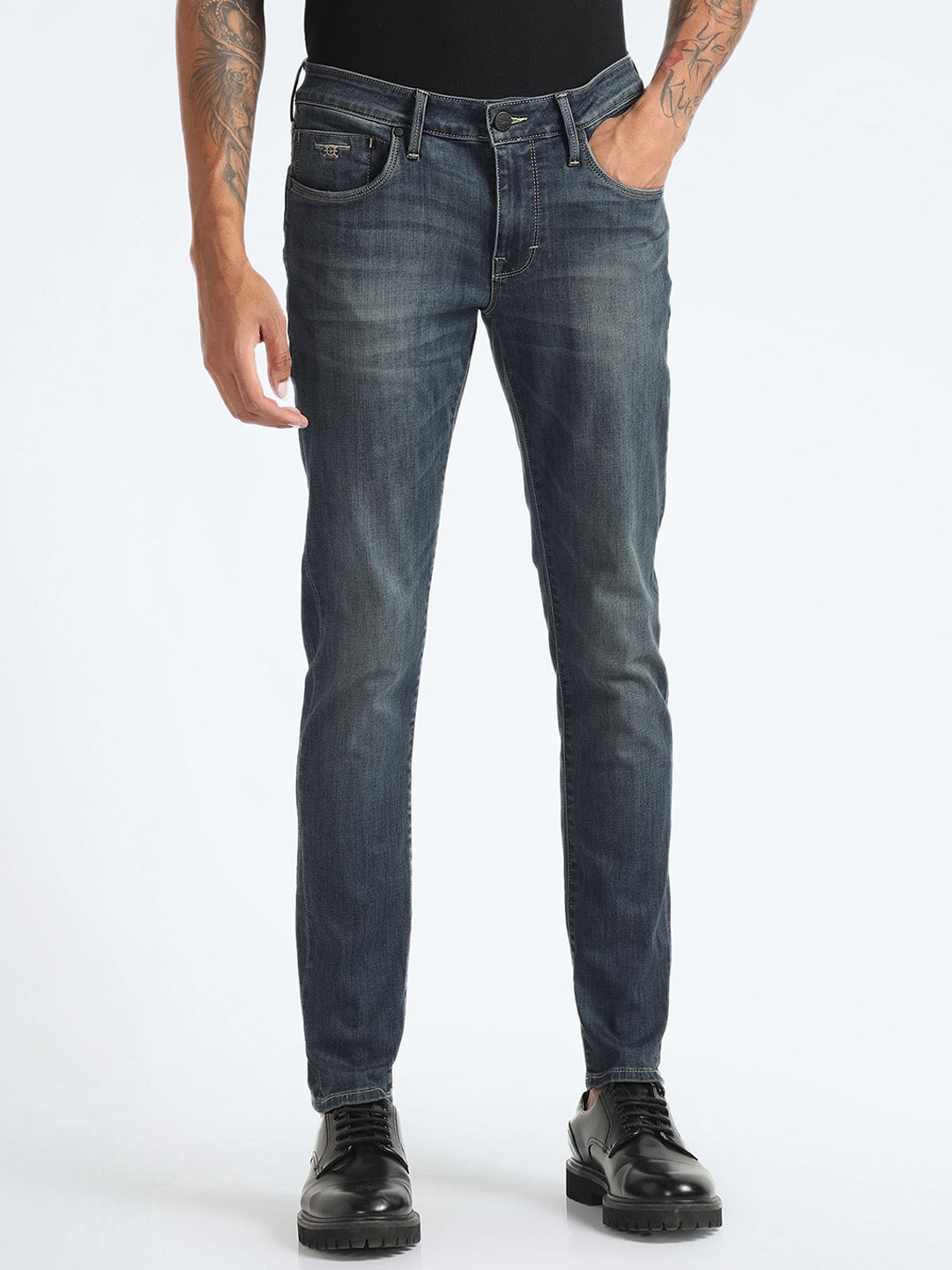 

Flying Machine Men Super Skinny Fit Low-Rise Clean Look Heavy Fade Stretchable Jeans, Blue