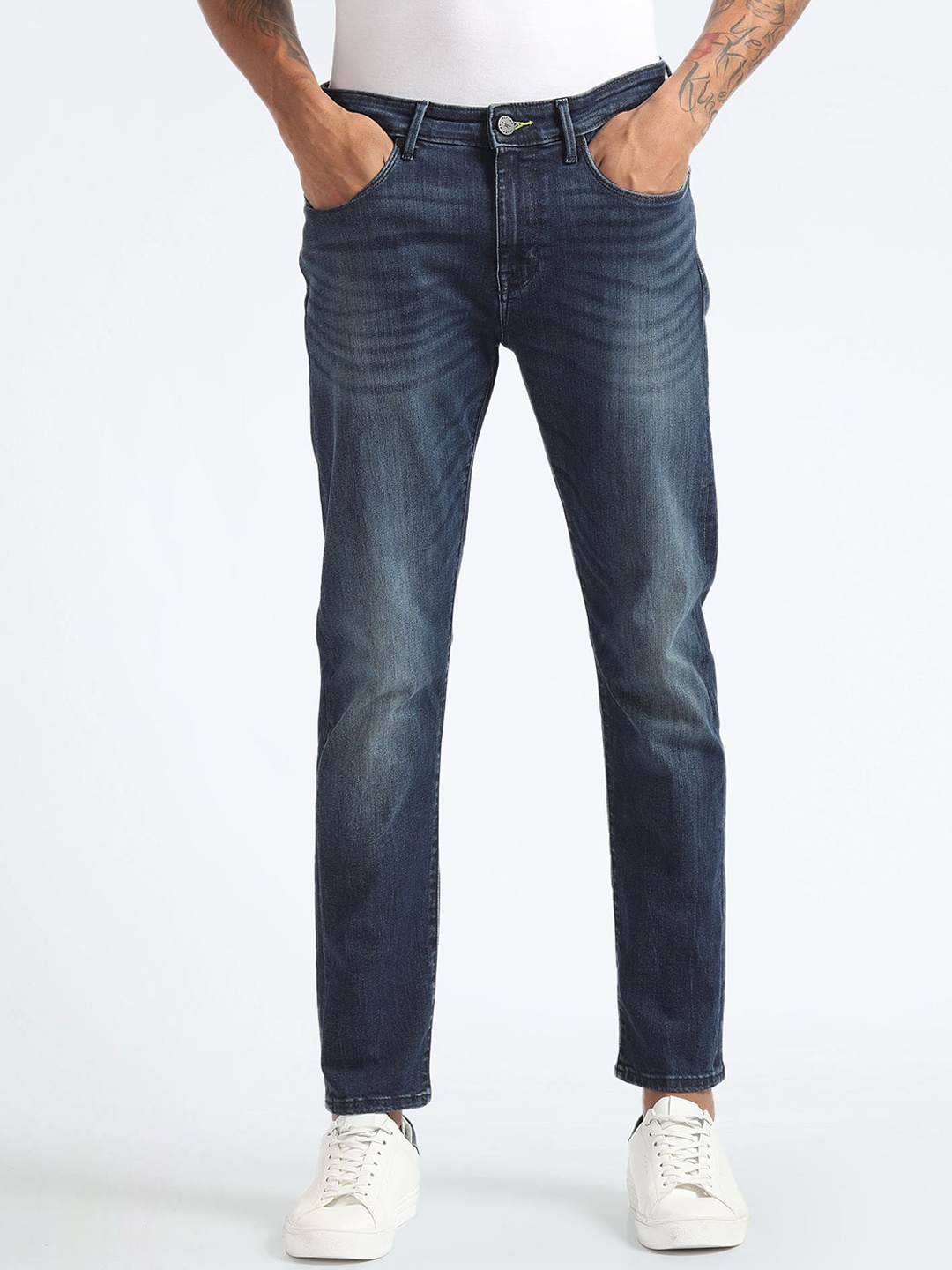 

Flying Machine Men Tapered Fit Light Fade Clean Look Cropped Stretchable Jeans, Blue