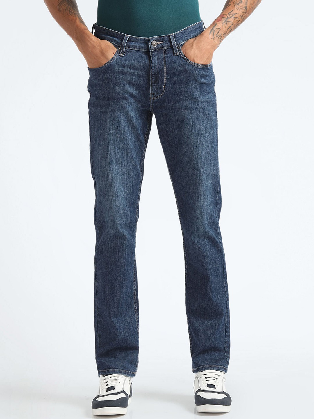 

Flying Machine Men Straight Fit Light Fade Clean Look Cropped Stretchable Jeans, Blue