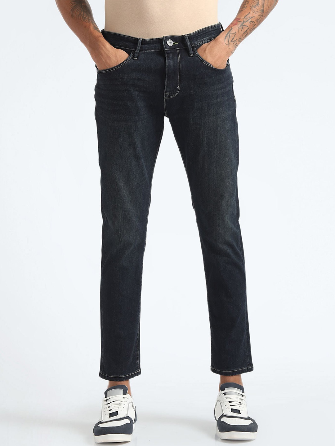 

Flying Machine Men Tapered Fit Clean Look Cropped Stretchable Jeans, Blue