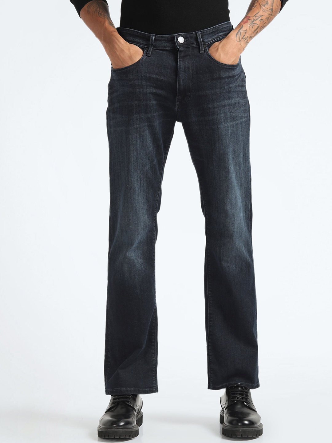 

Flying Machine Men Bootcut Mid Rise Clean Look Light Fade Stretchable Jeans, Blue