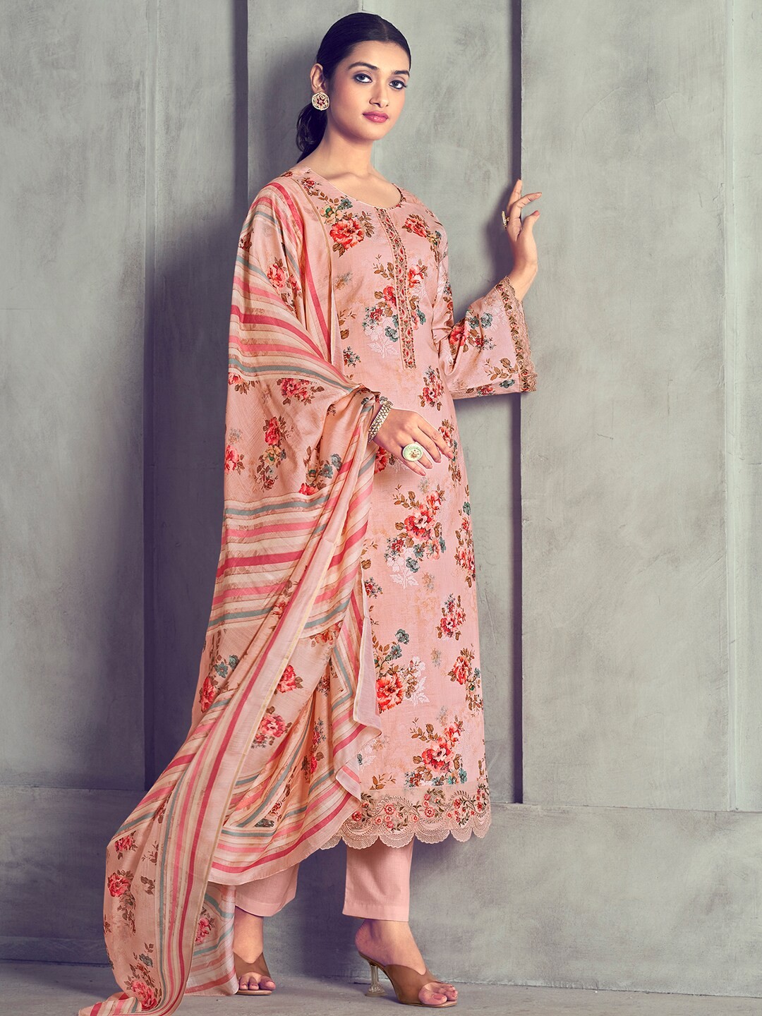 

Stylee LIFESTYLE Floral Printed Pure Cotton Unstitched Dress Material, Pink