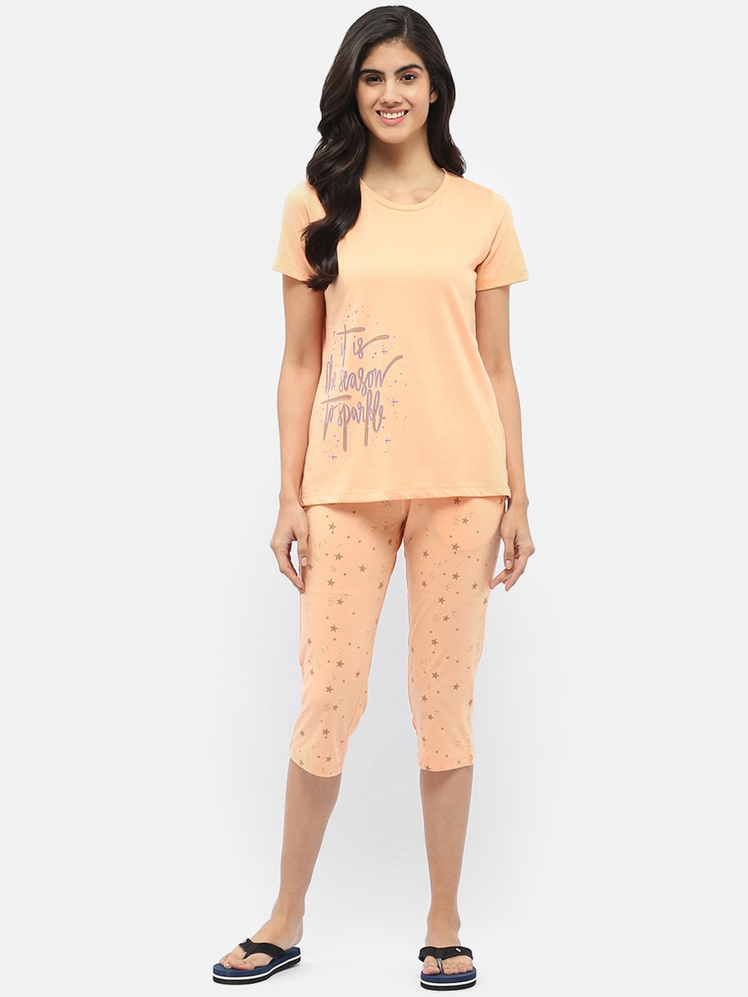 

MADAME M SECRET Typography Printed Round Neck T-shirt With Capris, Peach