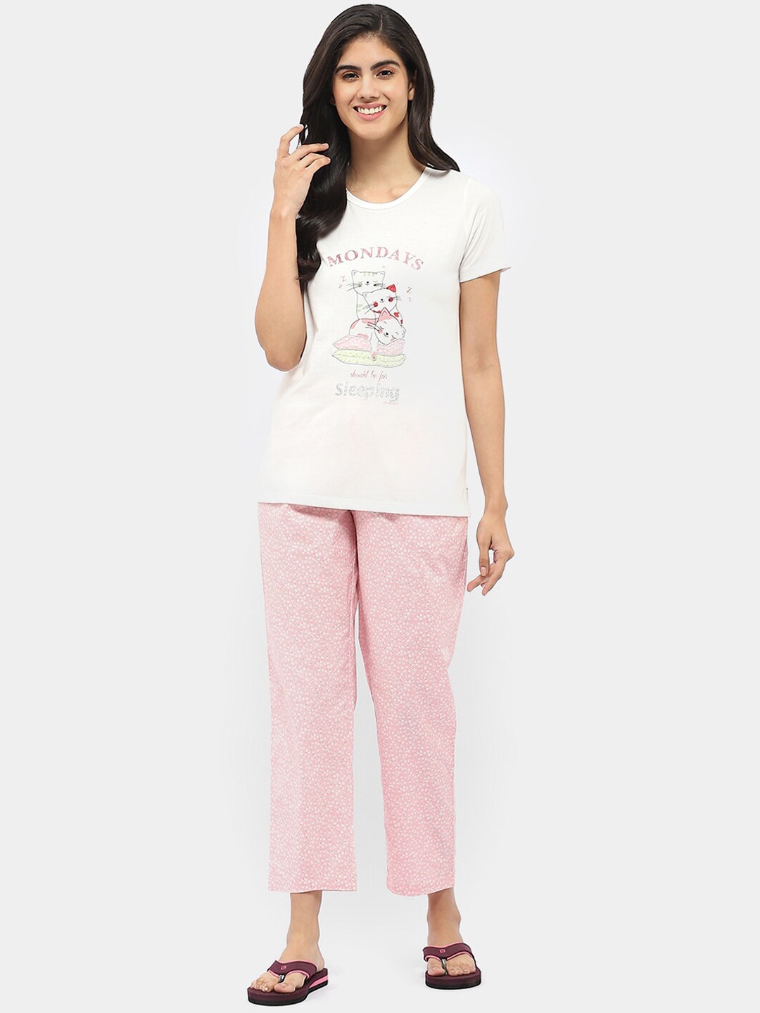 

MADAME M SECRET Graphic Printed Round Neck Night suit, Pink