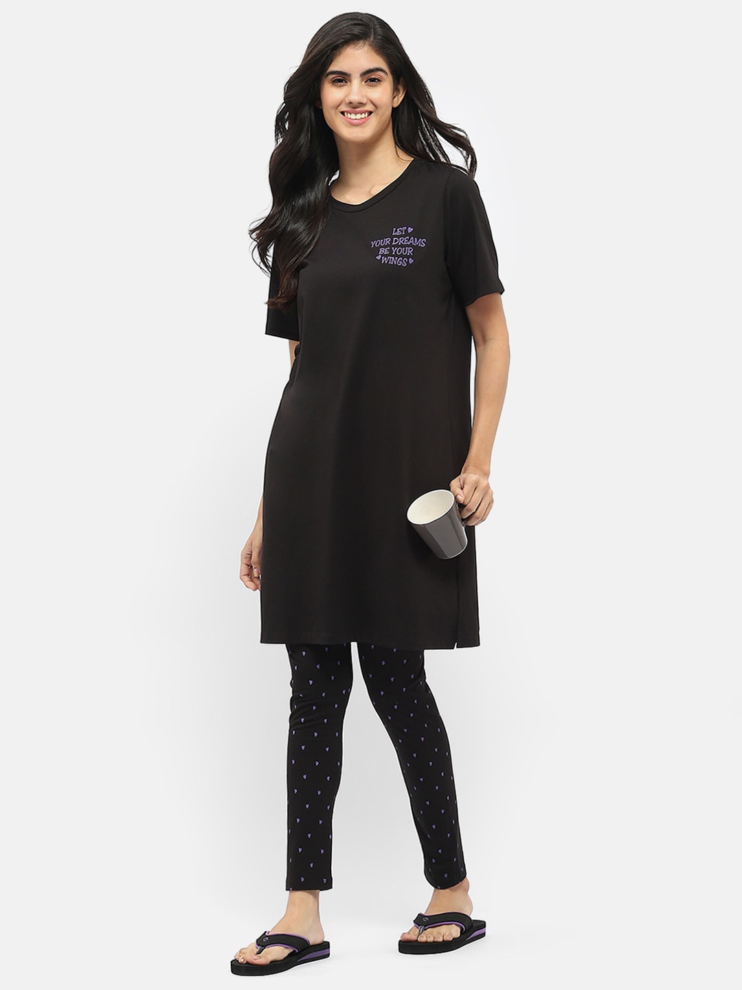 

MADAME M SECRET Round Neck Short Sleeves Night suit, Black