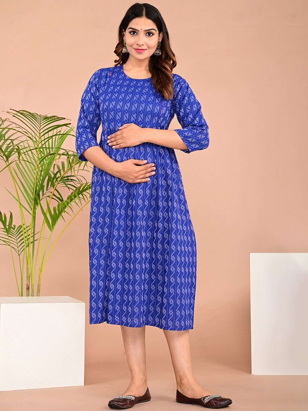 

BAESD Ethnic Motifs Printed Round Neck Gathered Maternity Fit & Flare Midi Ethnic Dress, Blue