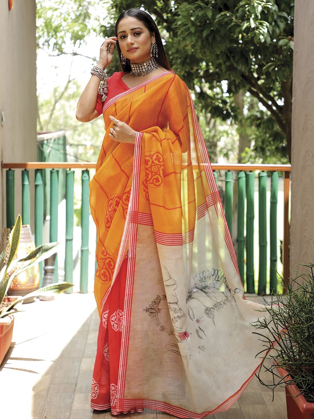 

Kalista Ethnic Motifs Printed Saree, Yellow